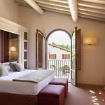 Üdülőközpont Viesca Toscana & 3*