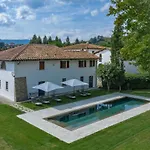 Viesca Toscana & 3*